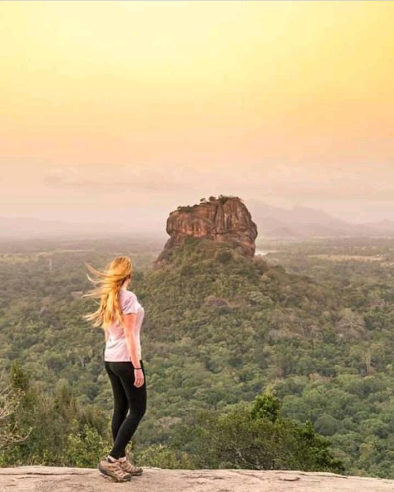 Amron Resort Sigiriya Zimmer foto